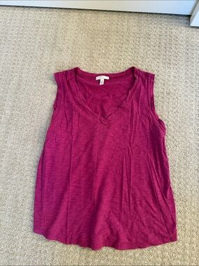 Abound V-Neck Sleeveless Tank Top - Magenta sz S